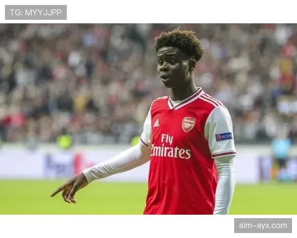 萨卡更衣室彰显领导力，球队凝聚力持续增强