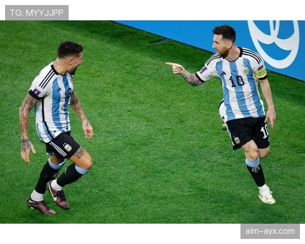 阿根廷队边路进攻火力全开,助力世界杯赛场稳健前行 阿根廷队边路进攻火力全开,助力世界杯赛场稳健前行